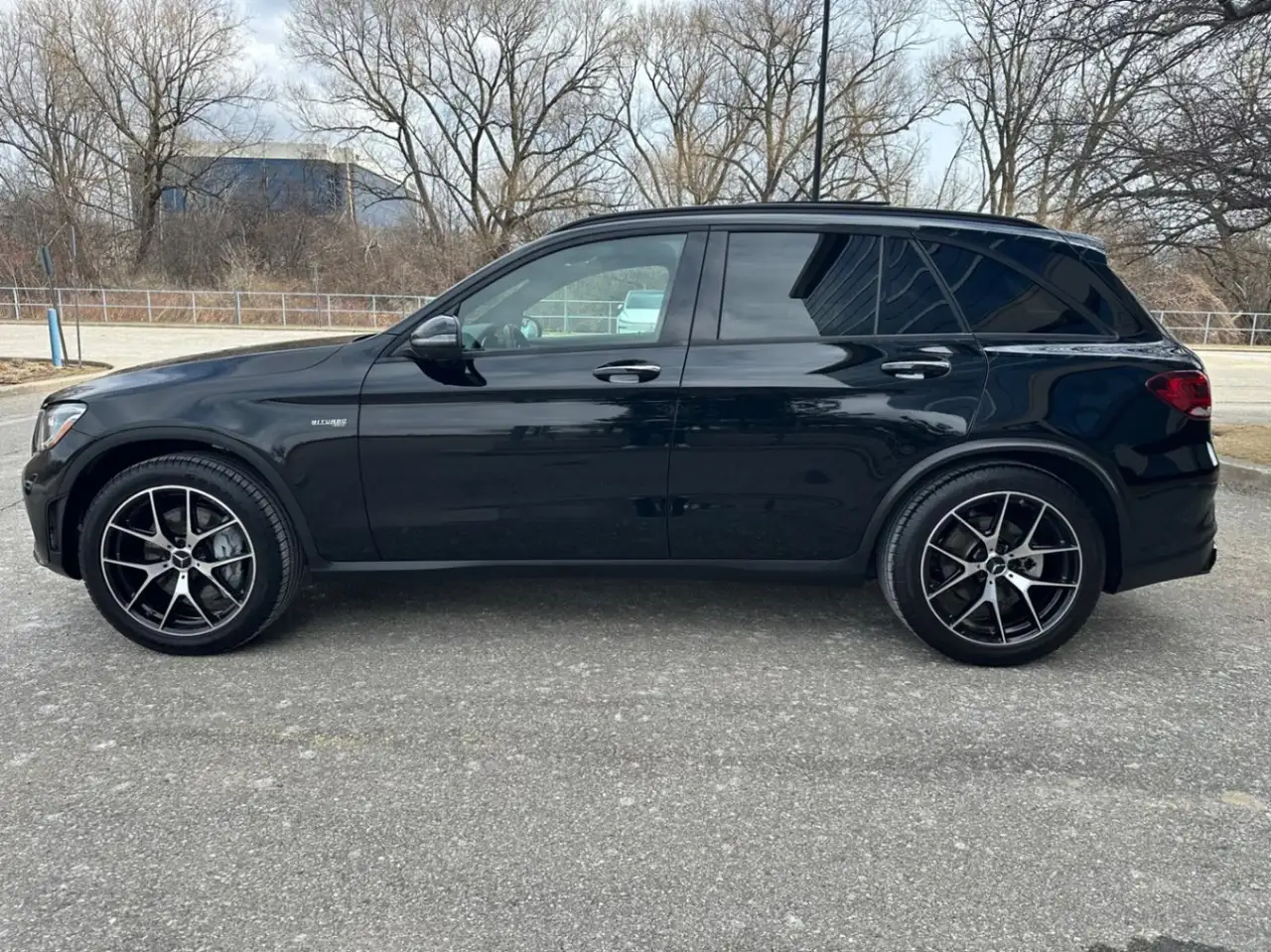 Mercedes-Benz GLC снимка Mercedes-Benz GLC