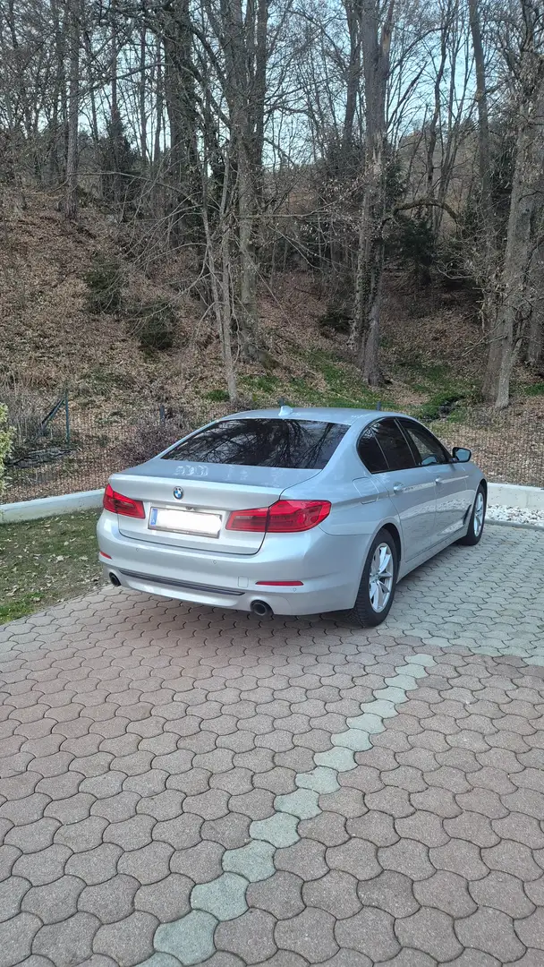 BMW 520 520d Aut. SPORT LINE Silber - 1