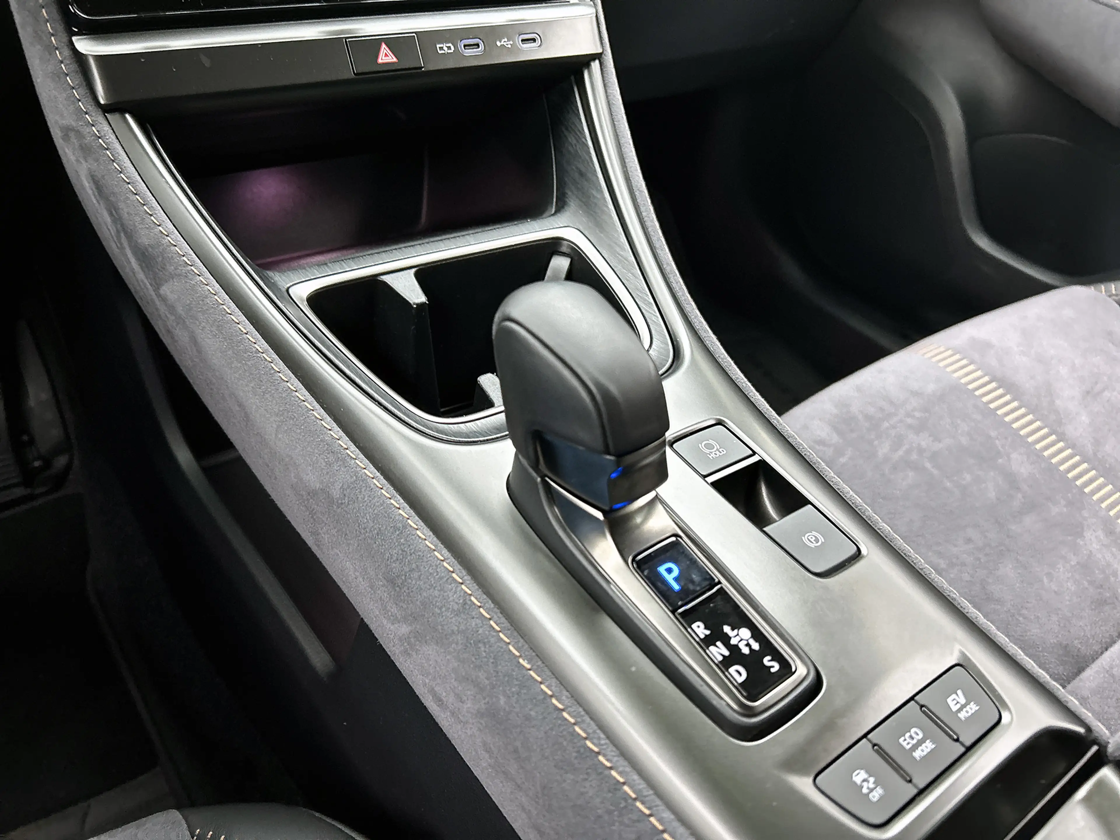 Lexus LBX Cool 2WD | Stoelgeheugen | Bi-tone | Stoelverwarmi — photo 11