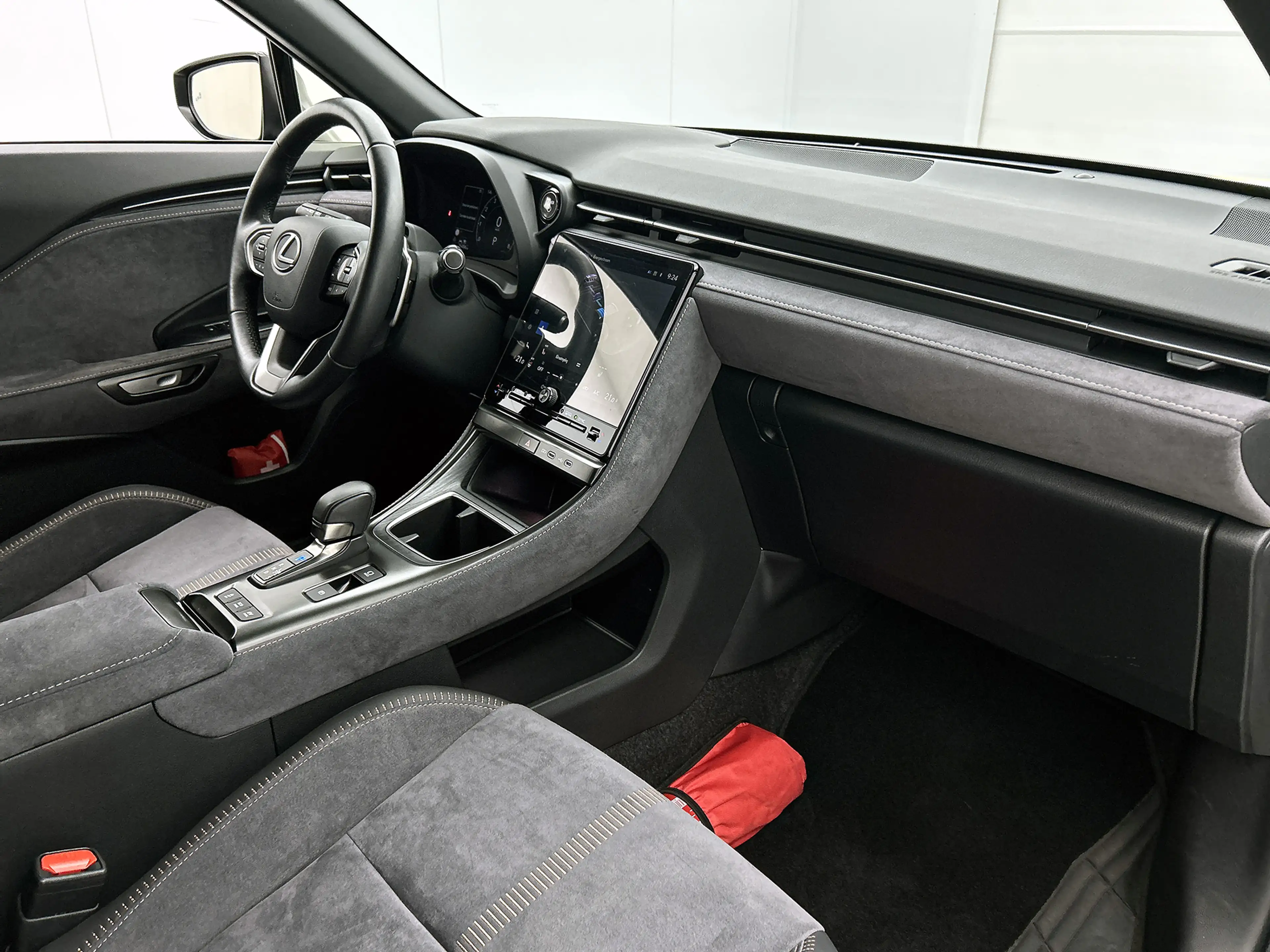 Lexus LBX Cool 2WD | Stoelgeheugen | Bi-tone | Stoelverwarmi — photo 6