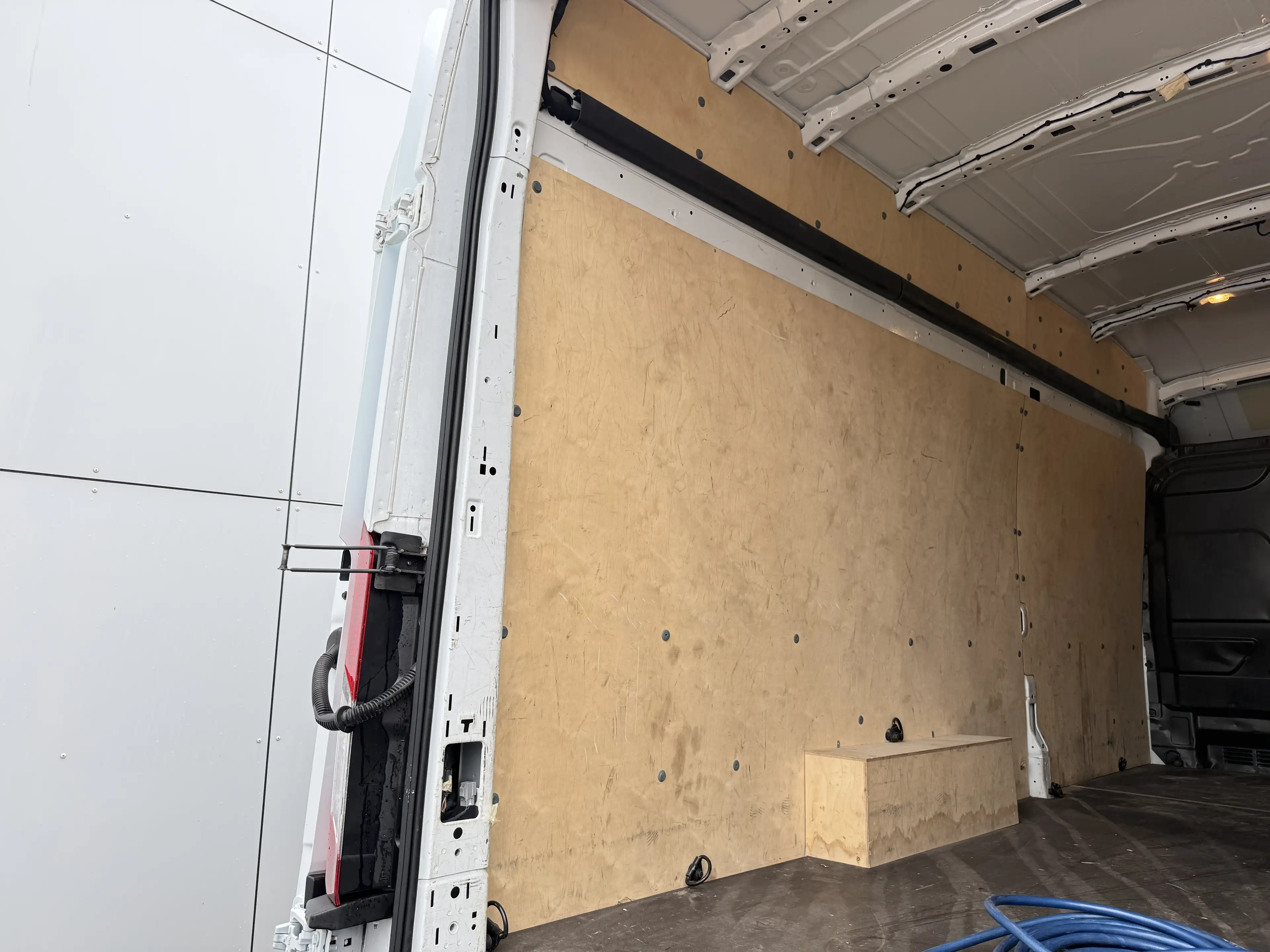 Ford E-Transit 68kWh 184PK L4H3 317km WLTP 94.9% (SOH) BEV Snella — photo 13