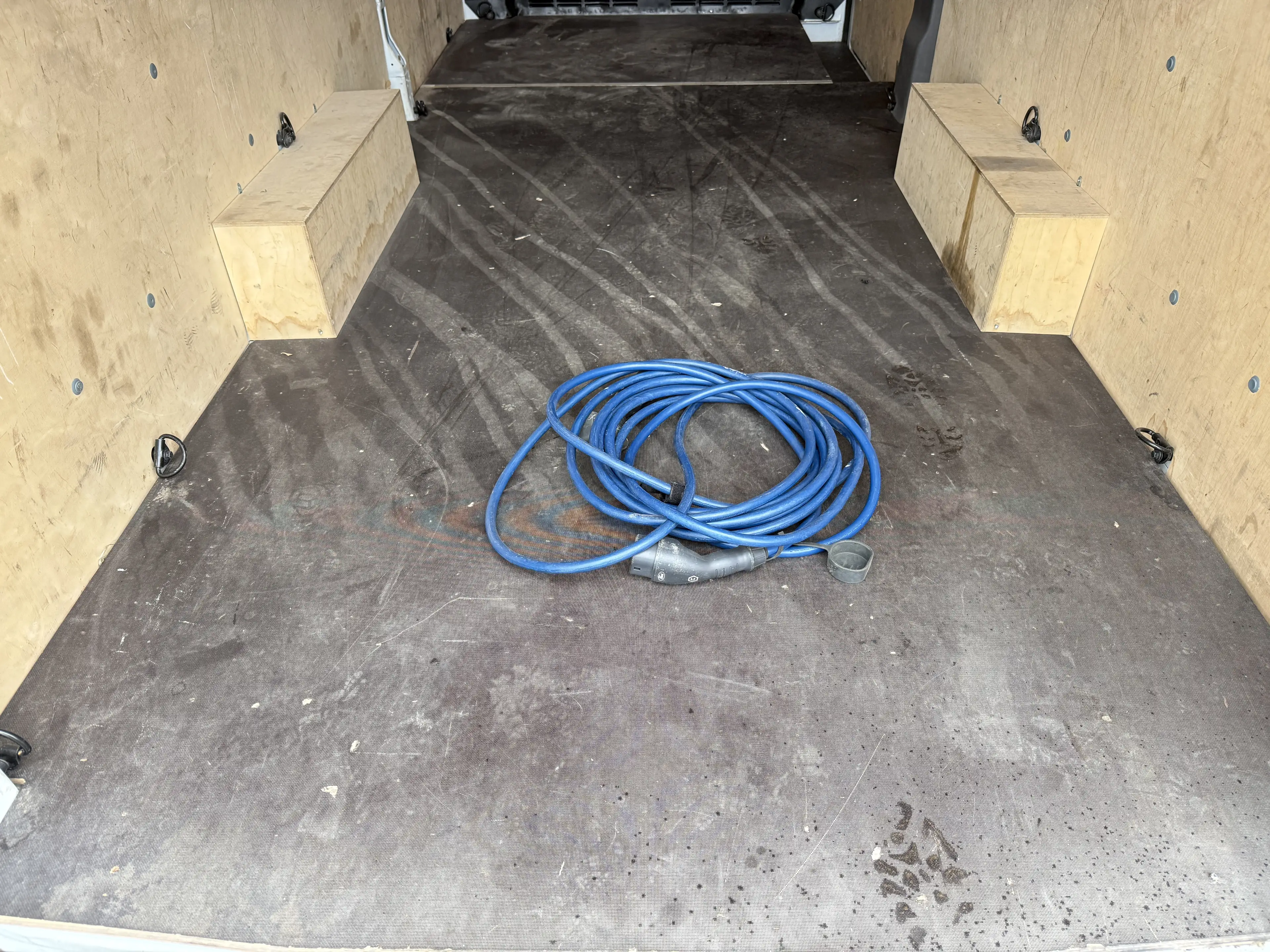 Ford E-Transit 68kWh 184PK L4H3 317km WLTP 94.9% (SOH) BEV Snella — photo 14