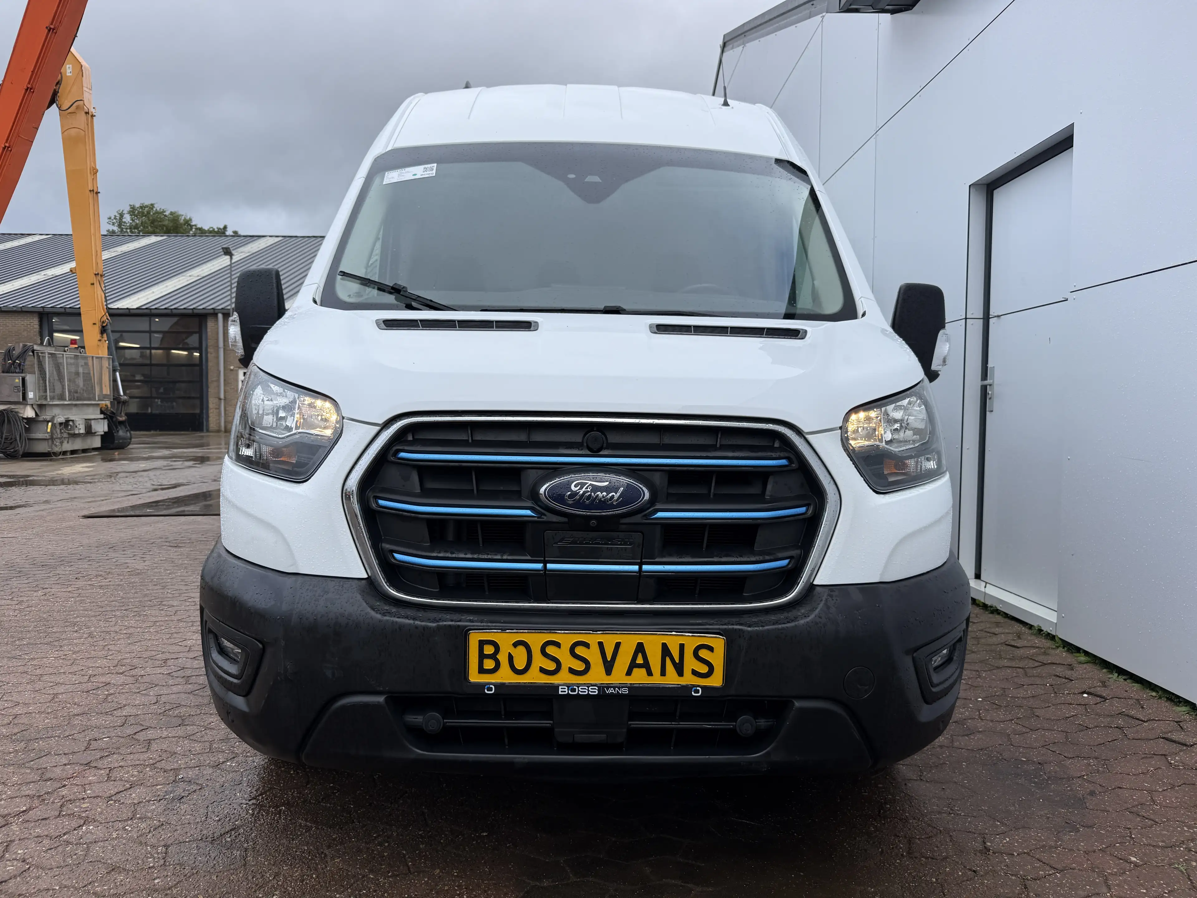 Ford E-Transit 68kWh 184PK L4H3 317km WLTP 94.9% (SOH) BEV Snella — photo 17