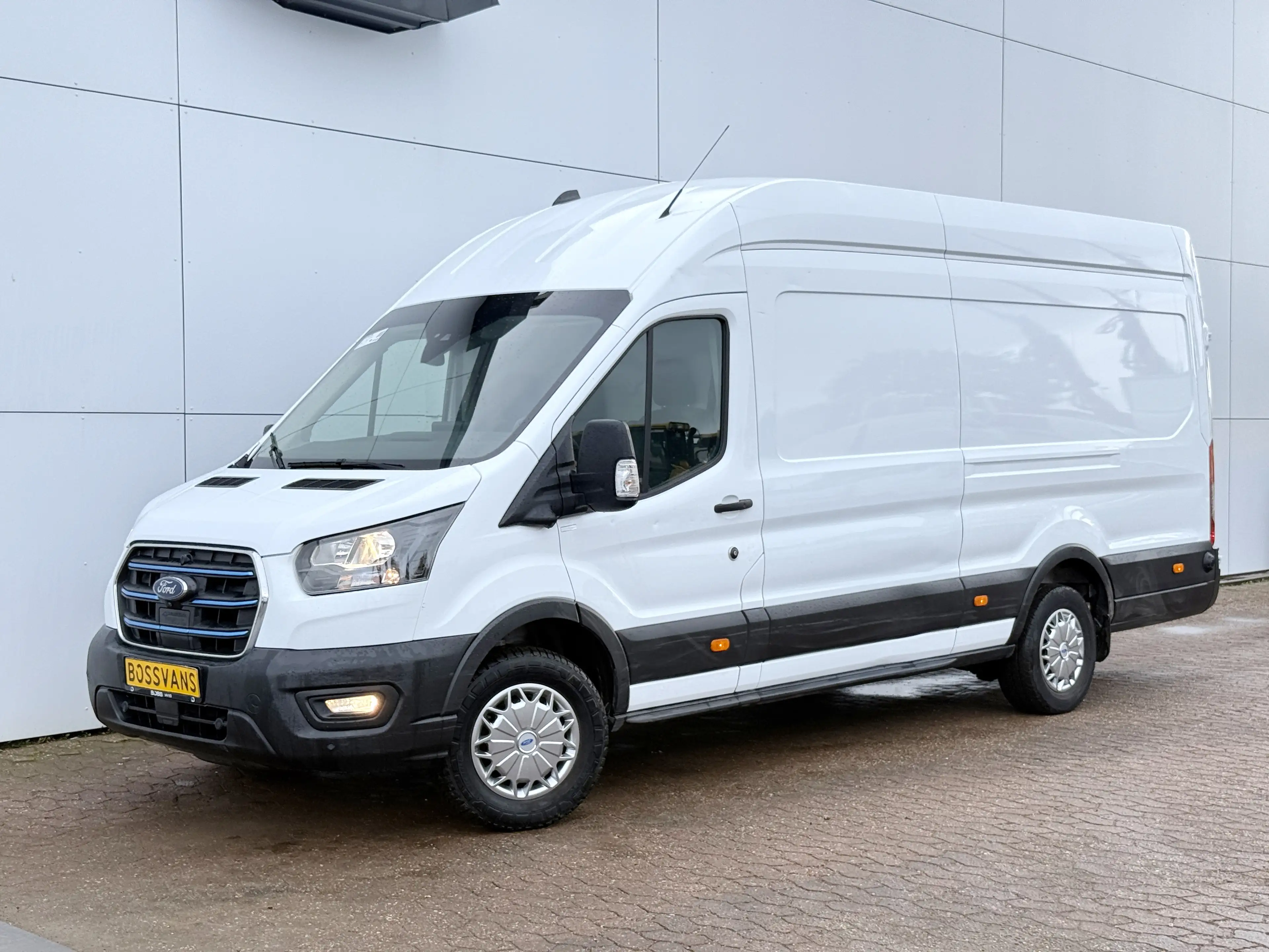 Ford E-Transit 68kWh 184PK L4H3 317km WLTP 94.9% (SOH) BEV Snella