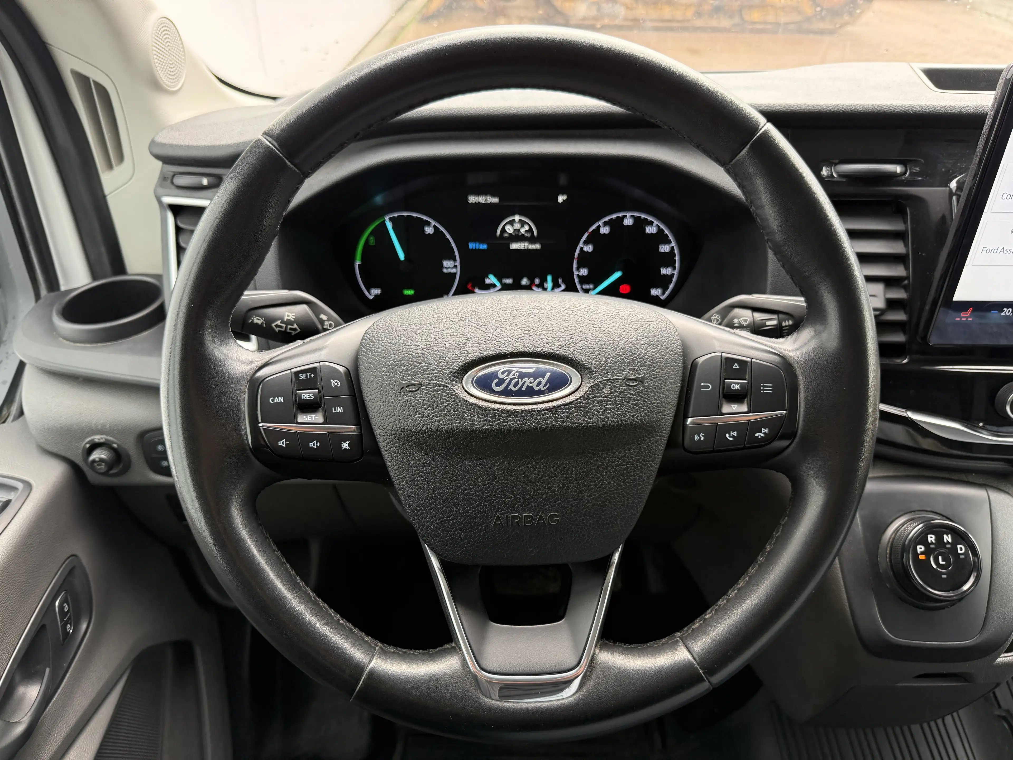 Ford E-Transit 68kWh 184PK L4H3 317km WLTP 94.9% (SOH) BEV Snella — photo 23
