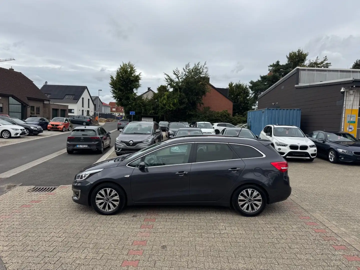 Kia Ceed SW / cee'd SW cee'd Sportsw. 1.6CRDI Dream Team NAVI KAME AHK - 2