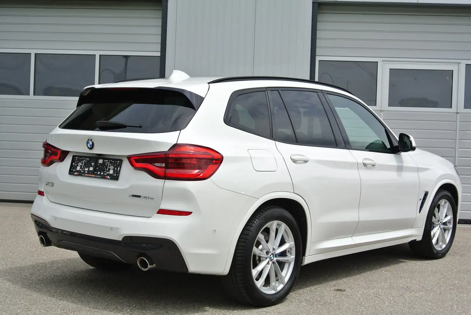 BMW X3 2.0 xdrive 30e Aut. **M Sport ** HUD * virt.CP Weiß - 2