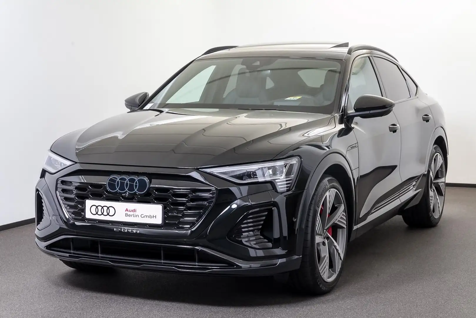 Audi Q8 Sportback S line 55 e-tron quattro Schwarz - 1