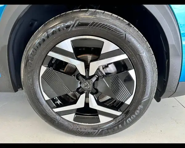 Peugeot 2008 view 21