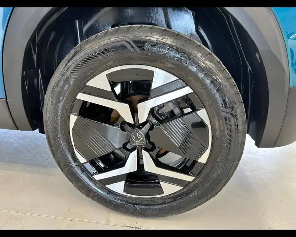 Peugeot 2008 view 23