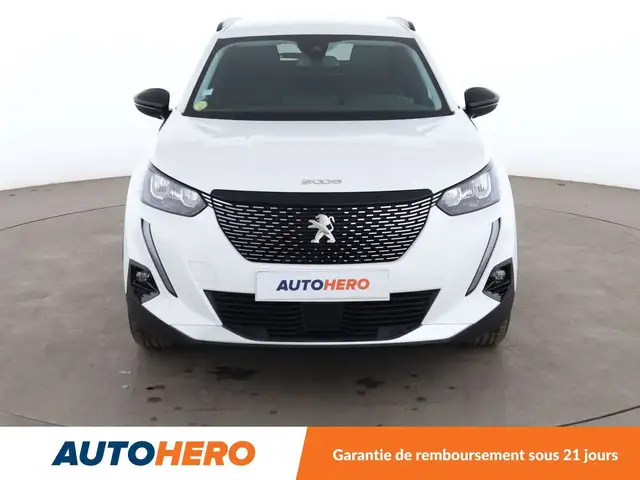 Peugeot 2008 view 9
