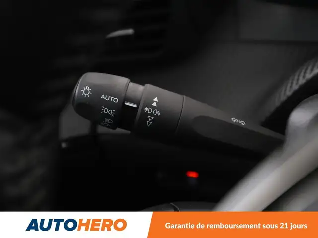 Peugeot 2008 view 21