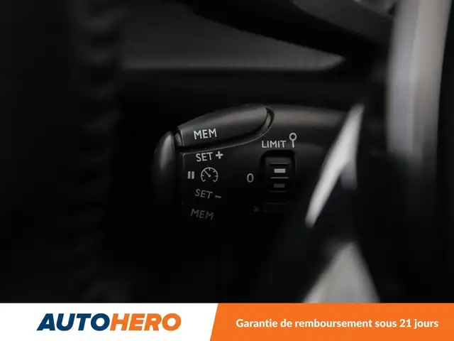 Peugeot 2008 view 22