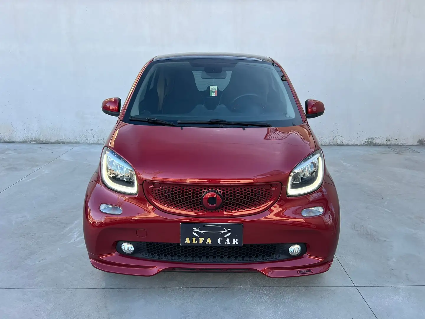 smart forTwo 0.9 t Brabus Style 90cv 2019 Rosso - 2