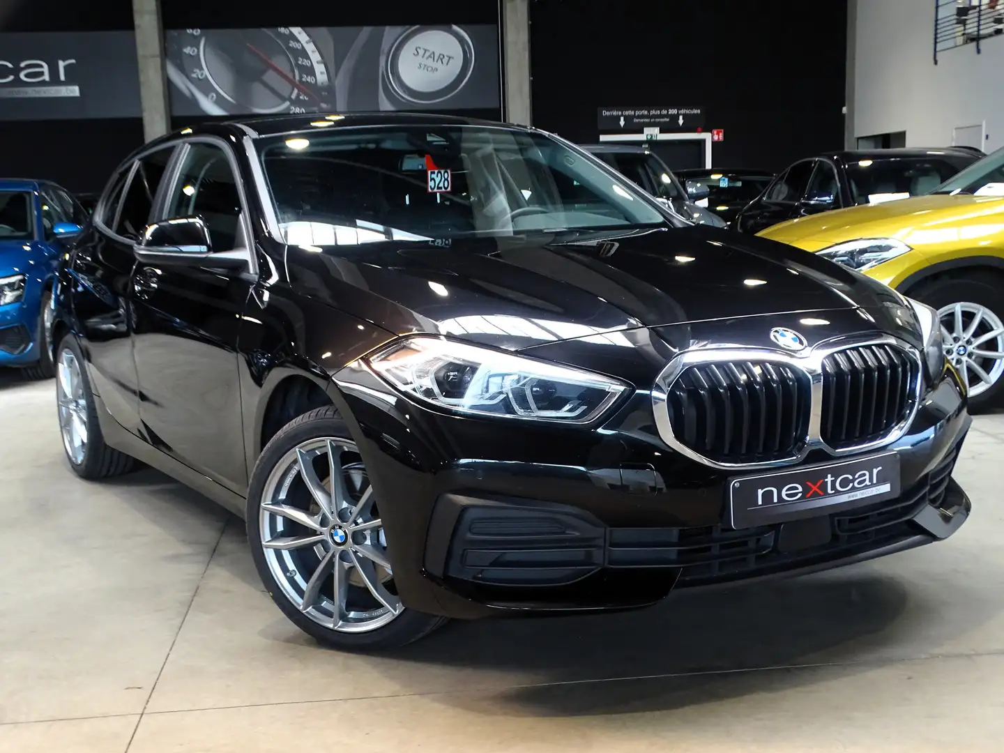 BMW 116 dA Hatch New *LED-NAVI PRO-CRUISE-PARKING-EURO6d* Schwarz - 2