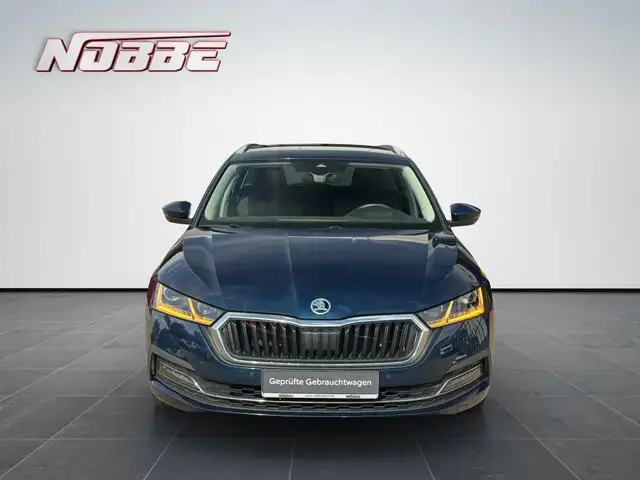 Skoda Octavia view 8