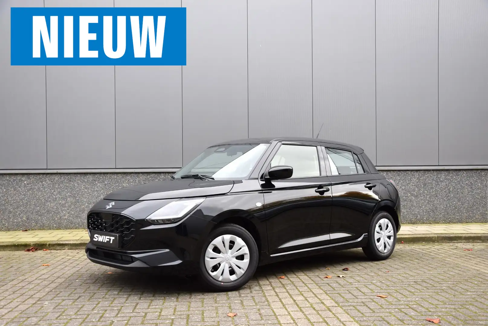 Suzuki Swift 1.2 Comfort Smart Hybrid | “Small Car of the Year' Zwart - 1