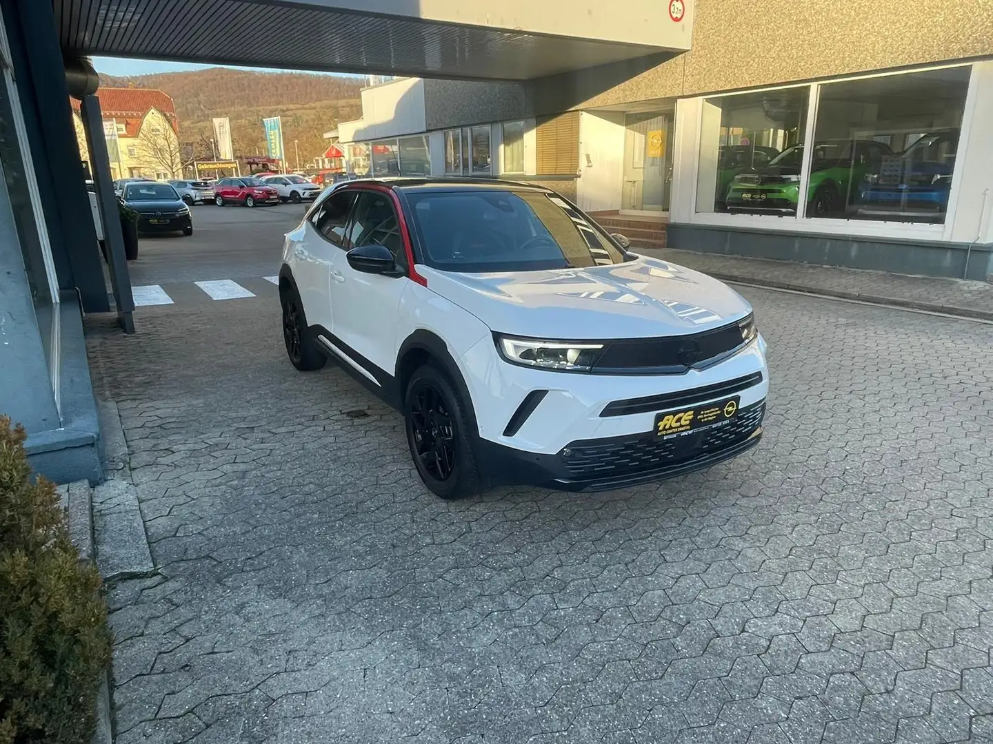 Opel Mokka GS Line 1,2 *Automatik*NAVI*SHZ*PDC*Kamera* Weiß - 2