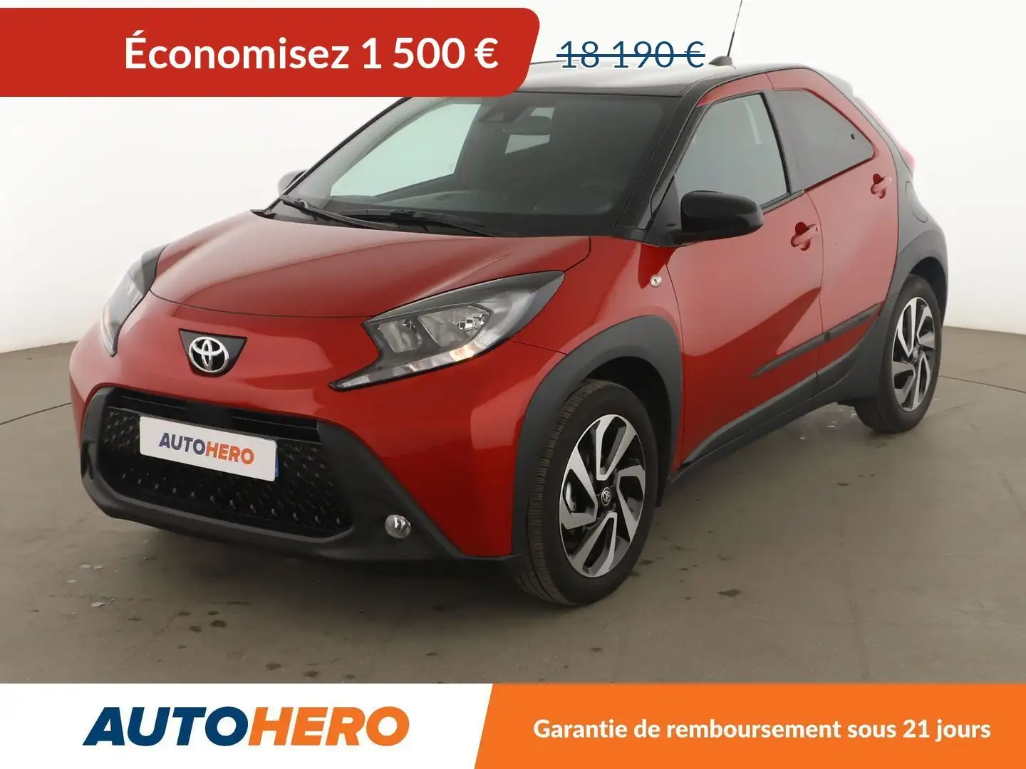 Toyota Aygo X 1.0 VVT-i Design Rouge - 1