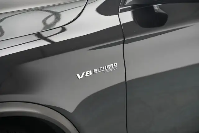 Mercedes-Benz GLC view 9