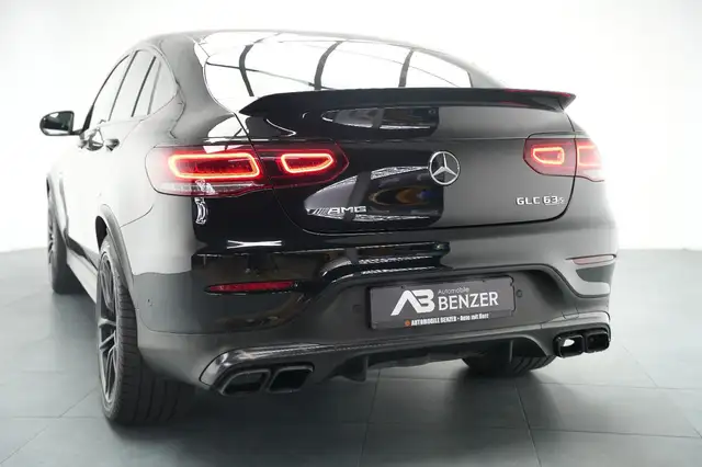 Mercedes-Benz GLC view 12