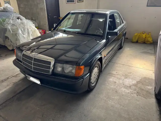 Mercedes-Benz 190 2.3 16 E 185cv