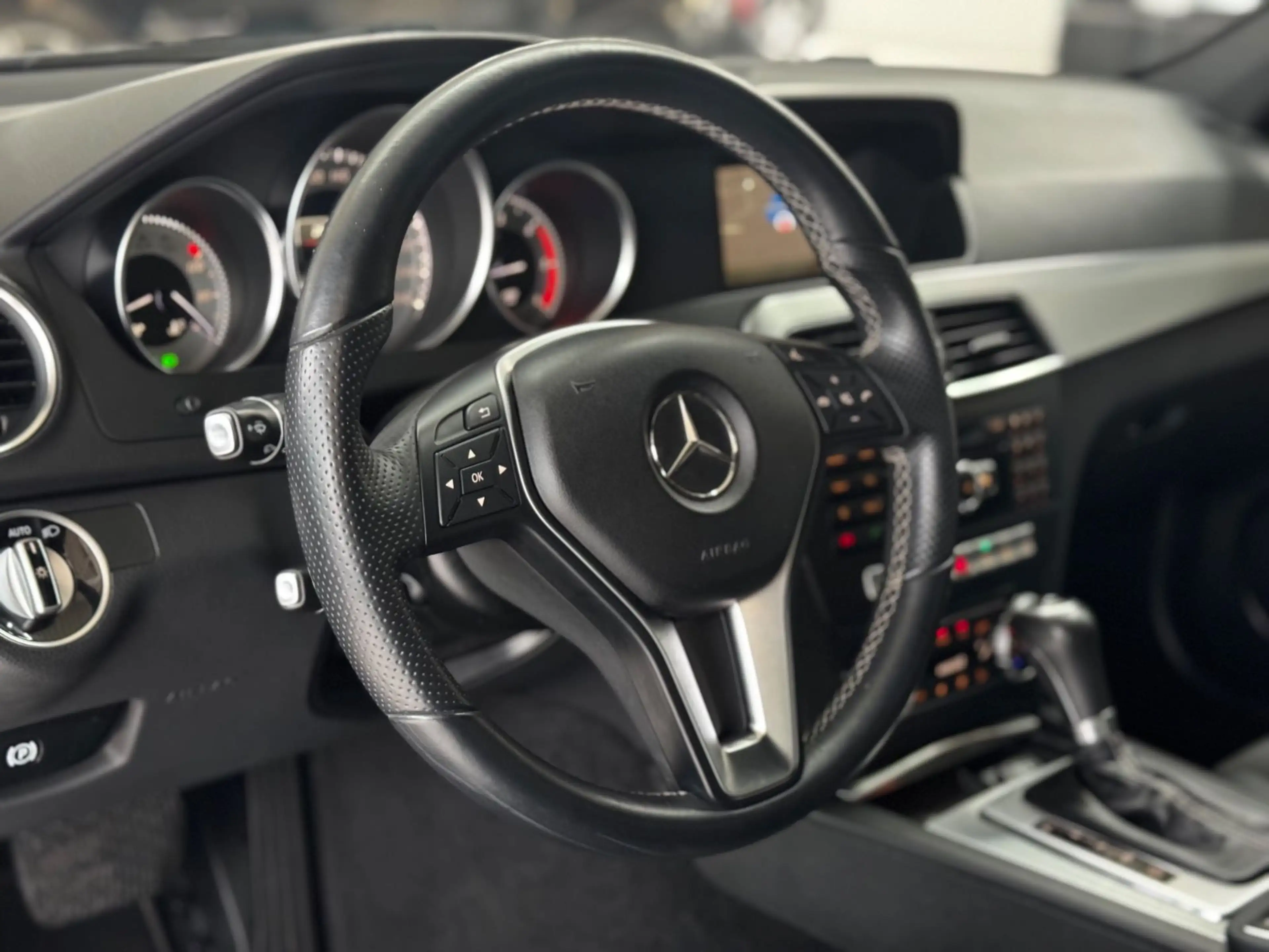 Mercedes-Benz C 220 Limo Edition C AMG Aut. — photo 10