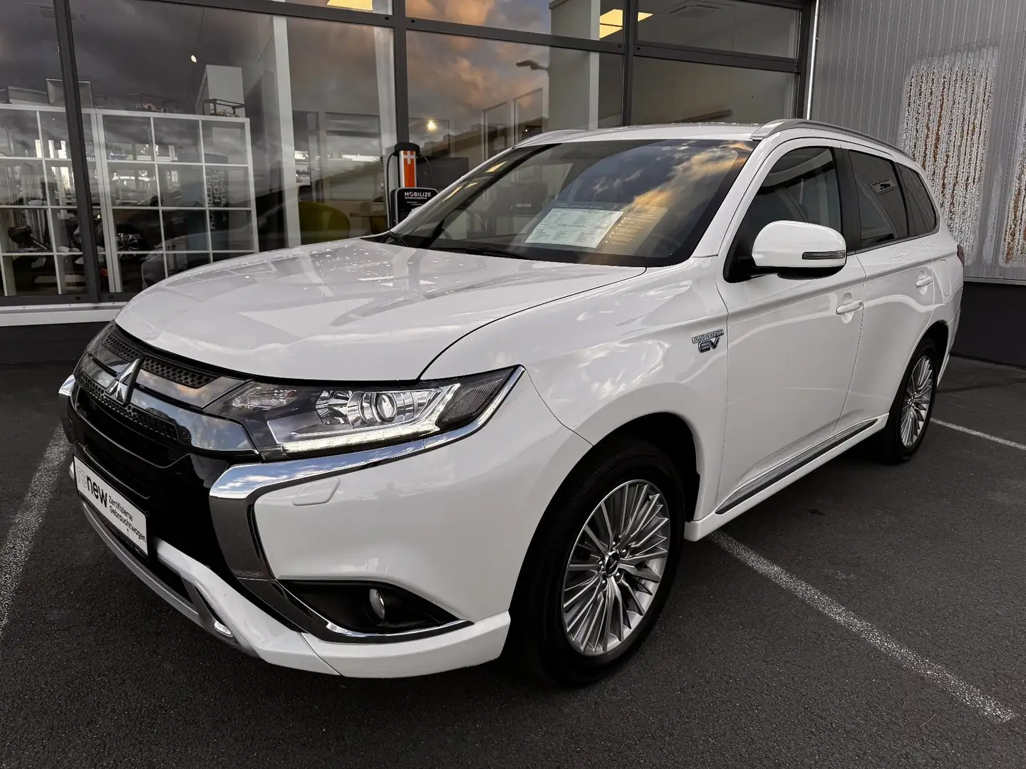 Mitsubishi Outlander Outlander Plug-In 4x4 Blanc - 2