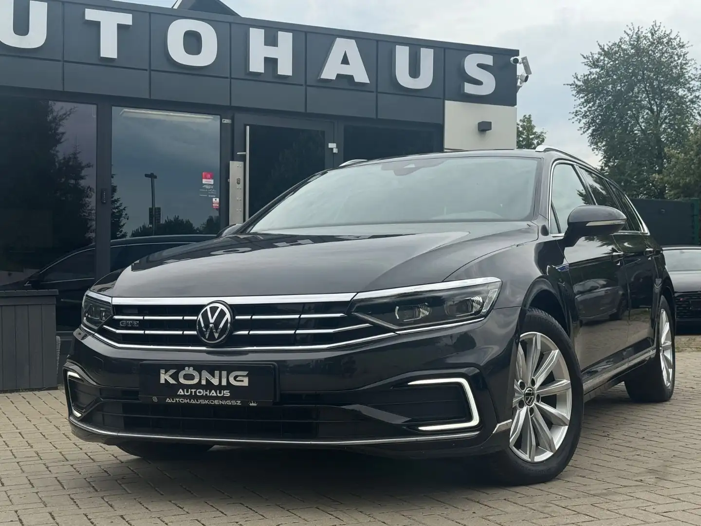 Volkswagen Passat Variant GTE 1.4 AHK*R-Kam*IQ-Light*LED* Gris - 2