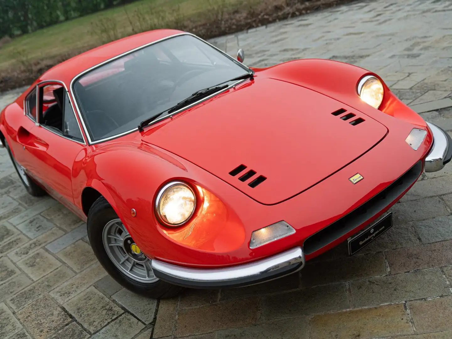 Ferrari 246 DINO GT Rot - 2