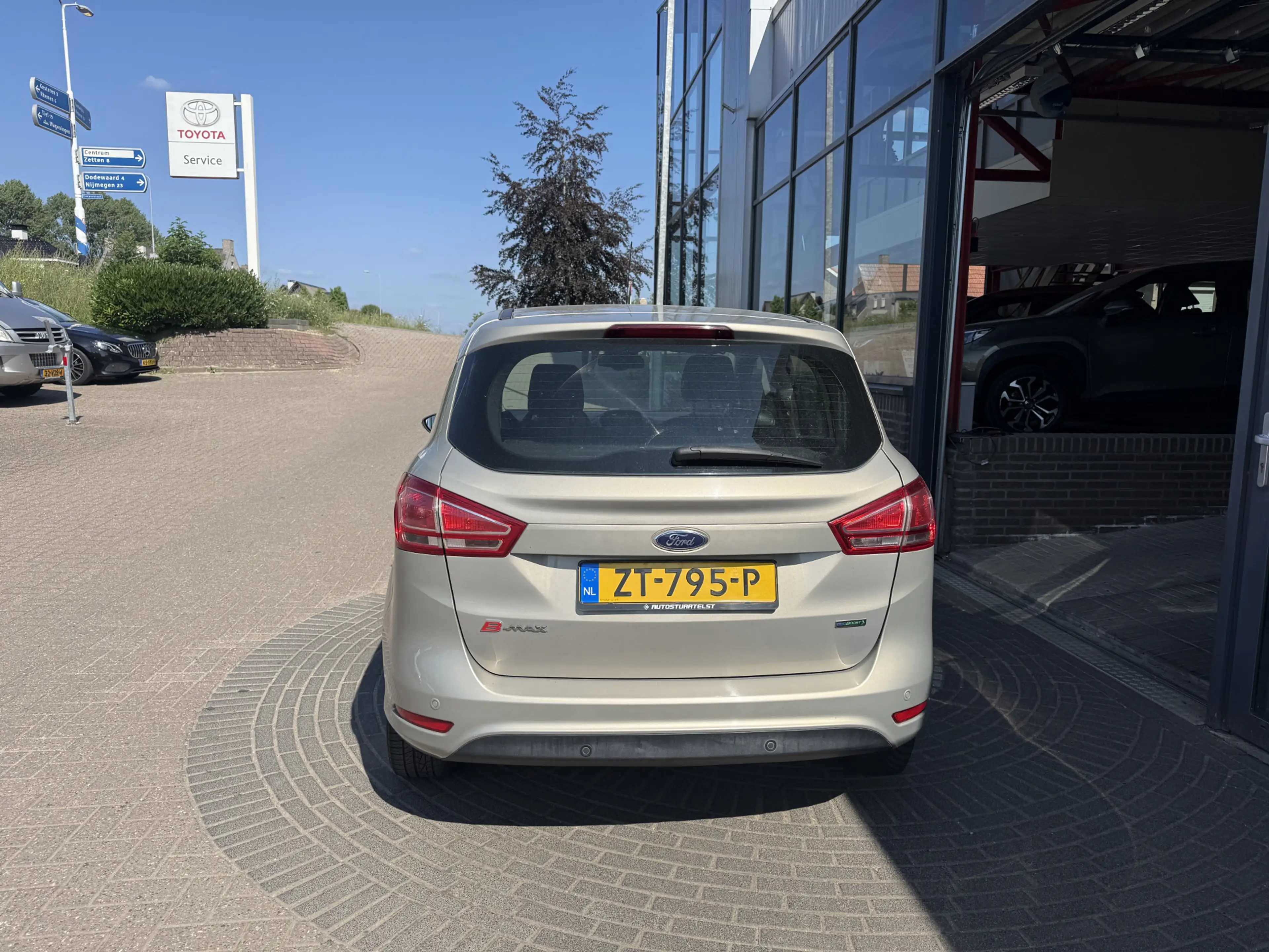 Ford B-Max 1.0 EcoBoost Style — photo 3