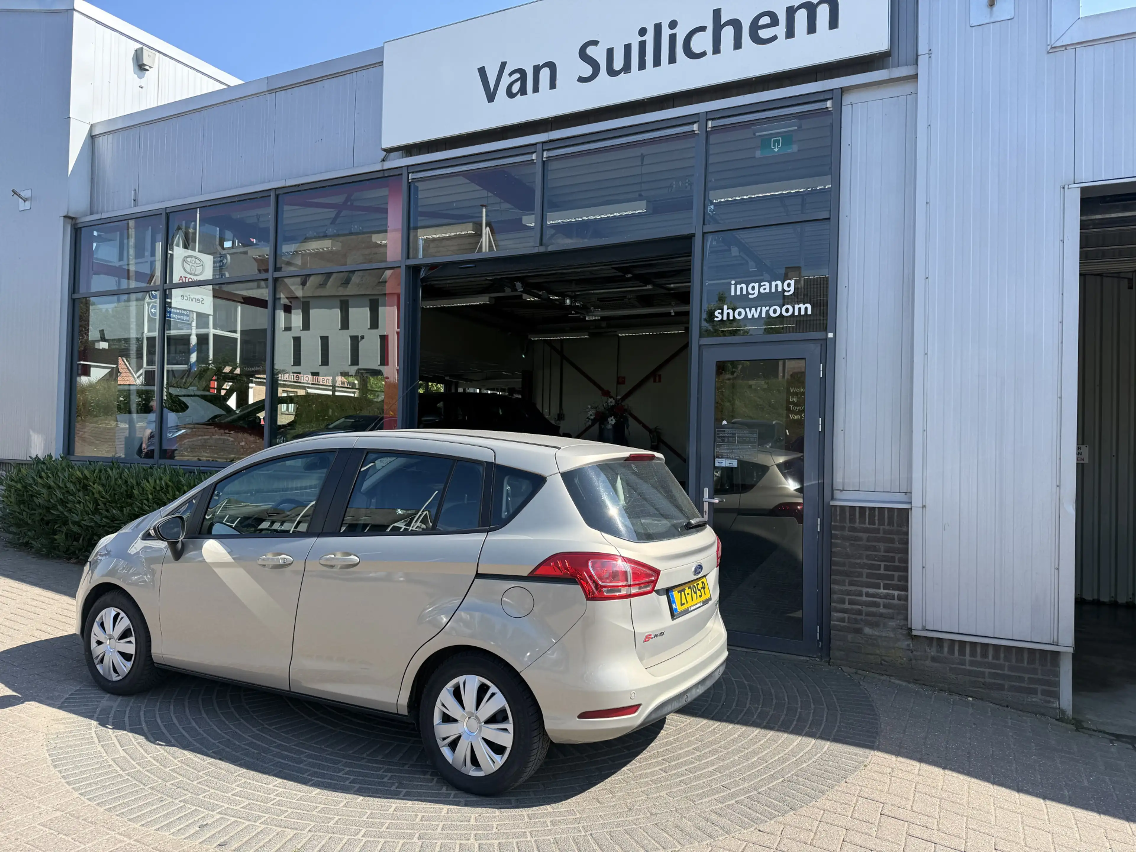 Ford B-Max 1.0 EcoBoost Style — photo 2