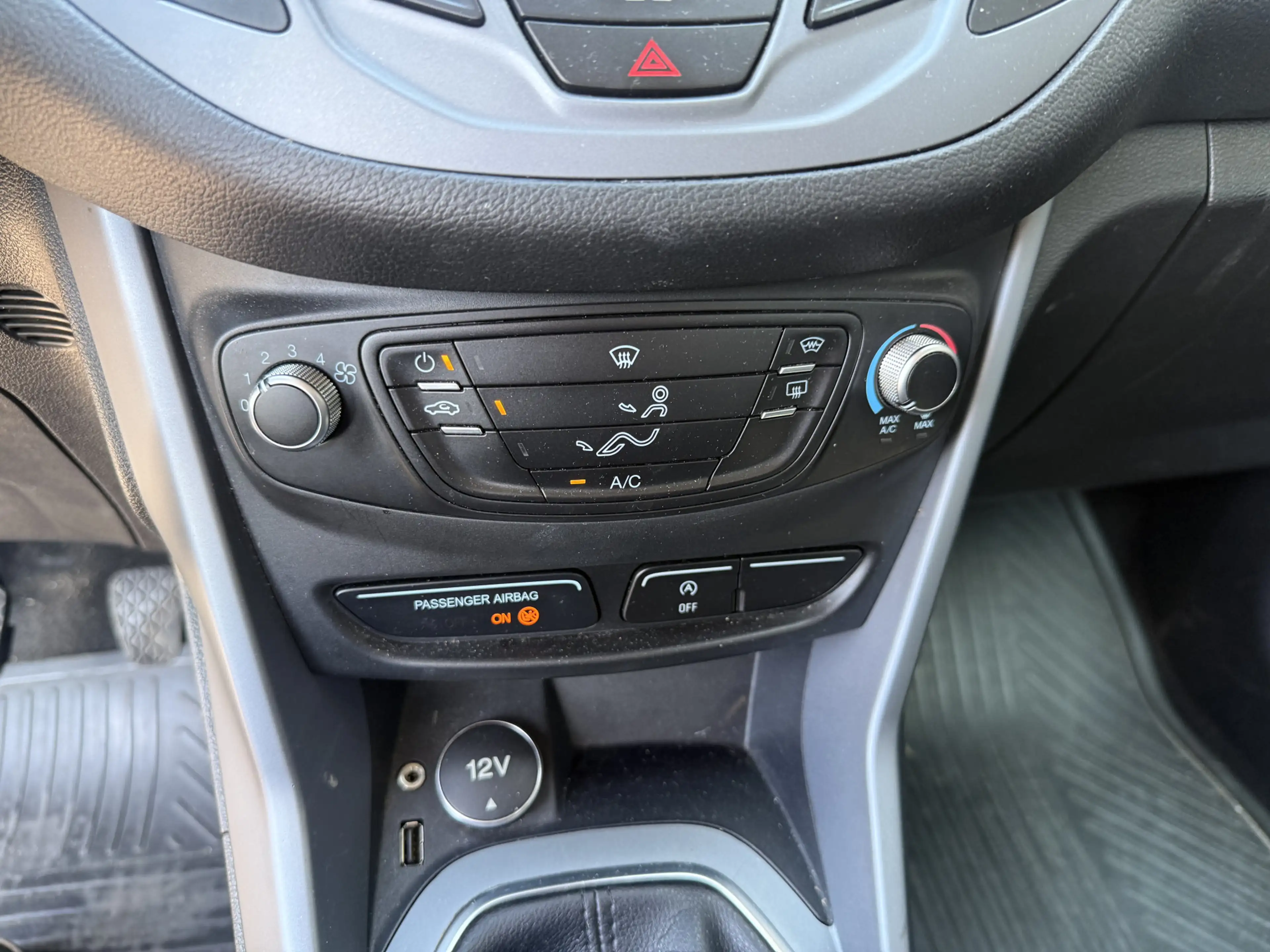 Ford B-Max 1.0 EcoBoost Style — photo 12