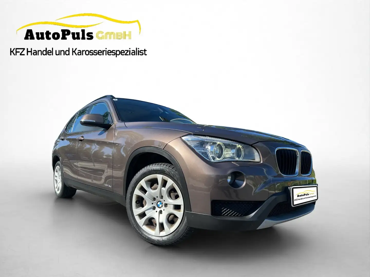 BMW X1 BMW X1 Aut. + AHV  + Allrad  + Serviceheft Bronze - 1