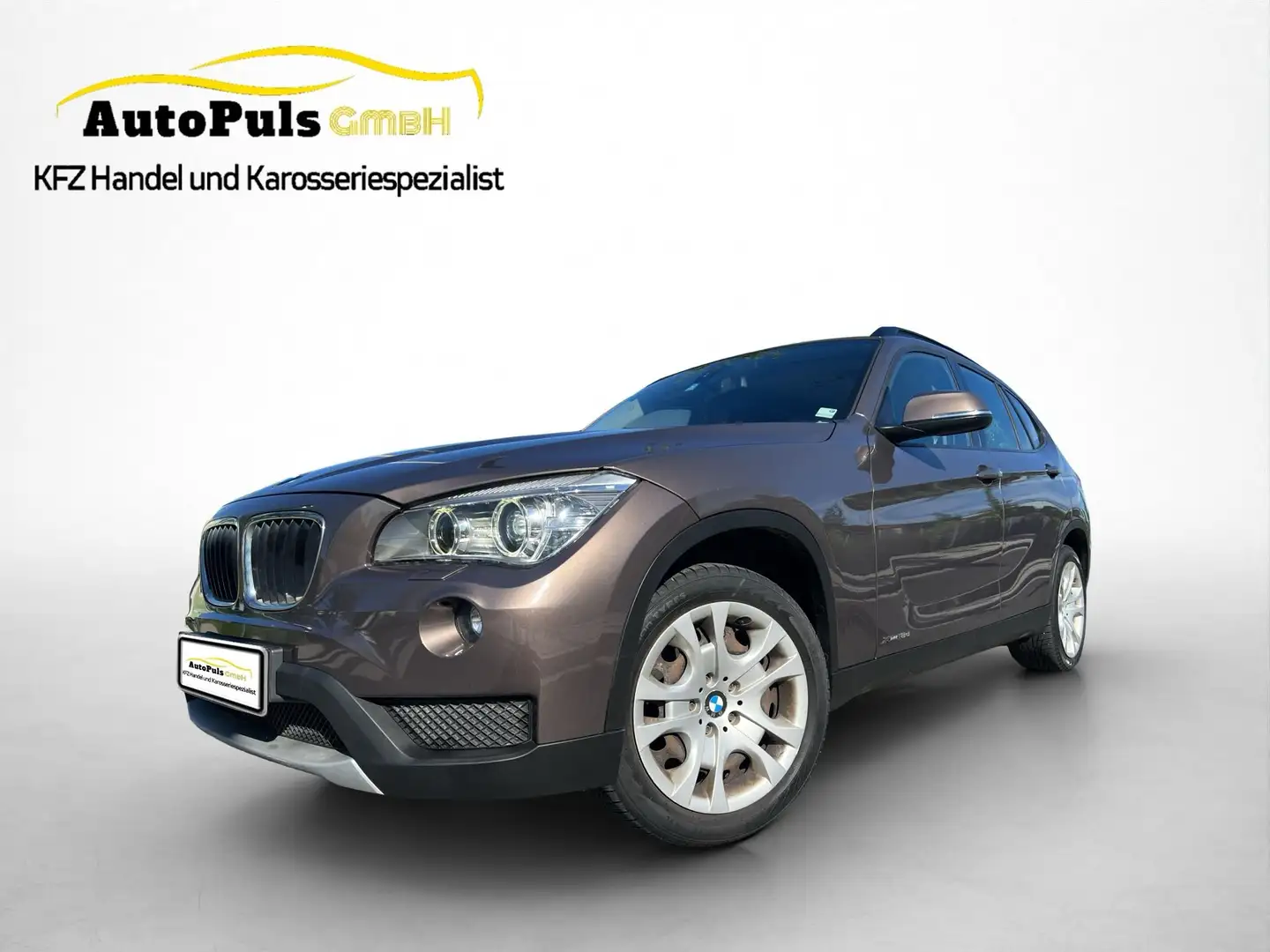 BMW X1 BMW X1 Aut. + AHV  + Allrad  + Serviceheft Bronze - 2