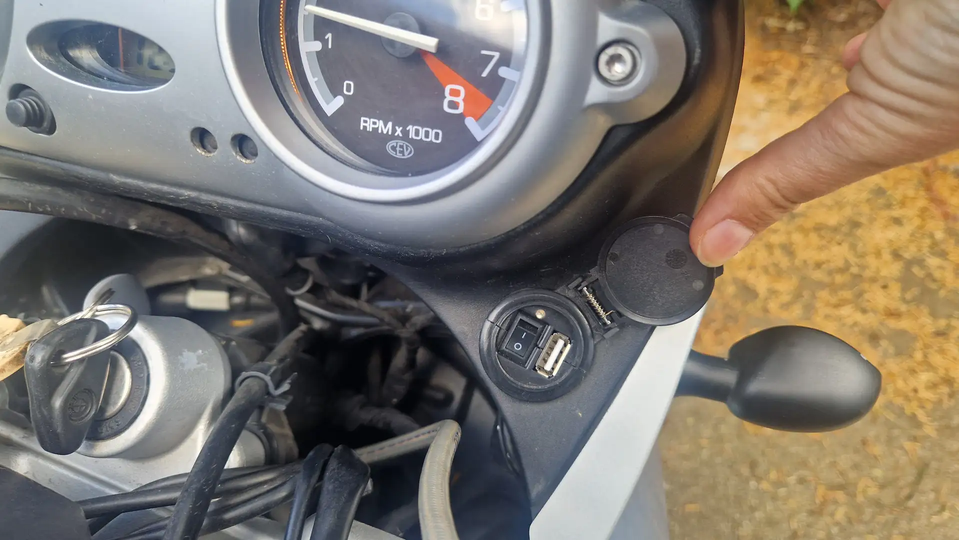 BMW F 650 GS ABS,Griffheizung,USB,Gepäcknetz,Touringscheibe Bleu - 2