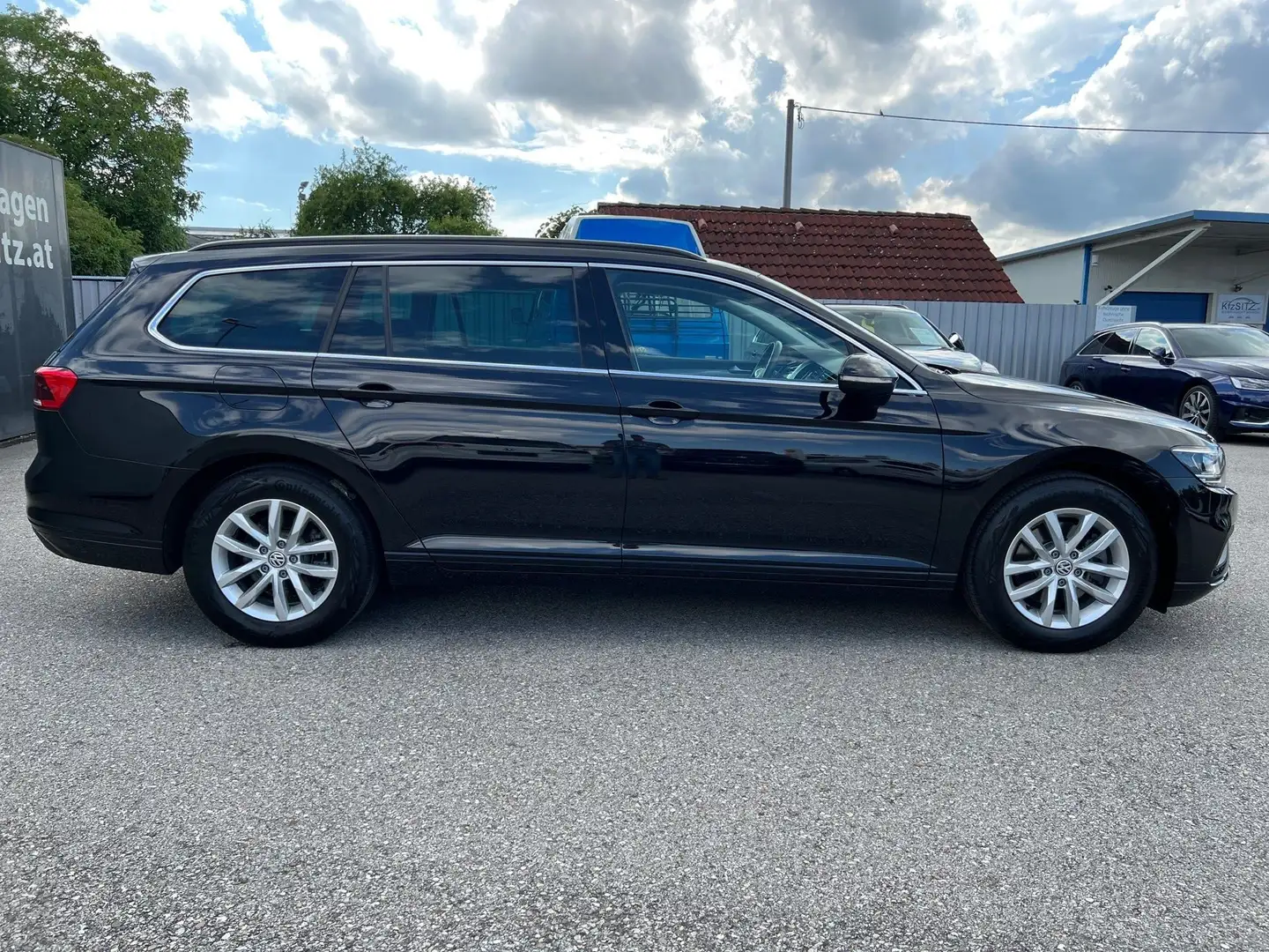 Volkswagen Passat Variant Business 2,0 SCR TDI | ACC/RFK Schwarz - 2
