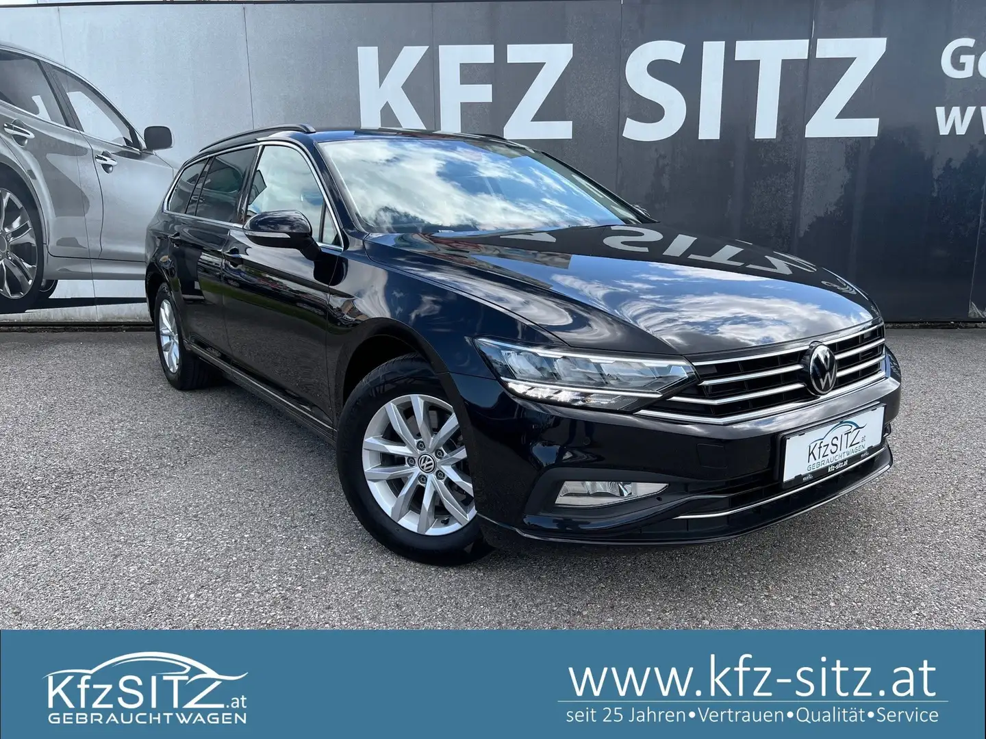 Volkswagen Passat Variant Business 2,0 SCR TDI | ACC/RFK Schwarz - 1