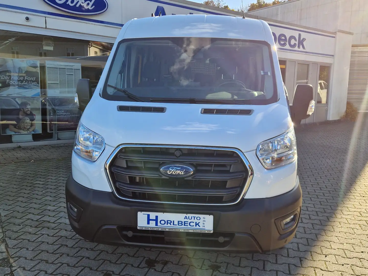 Ford Transit Bus 350 L3 Trend/Rollstuhlumbau Weiß - 2