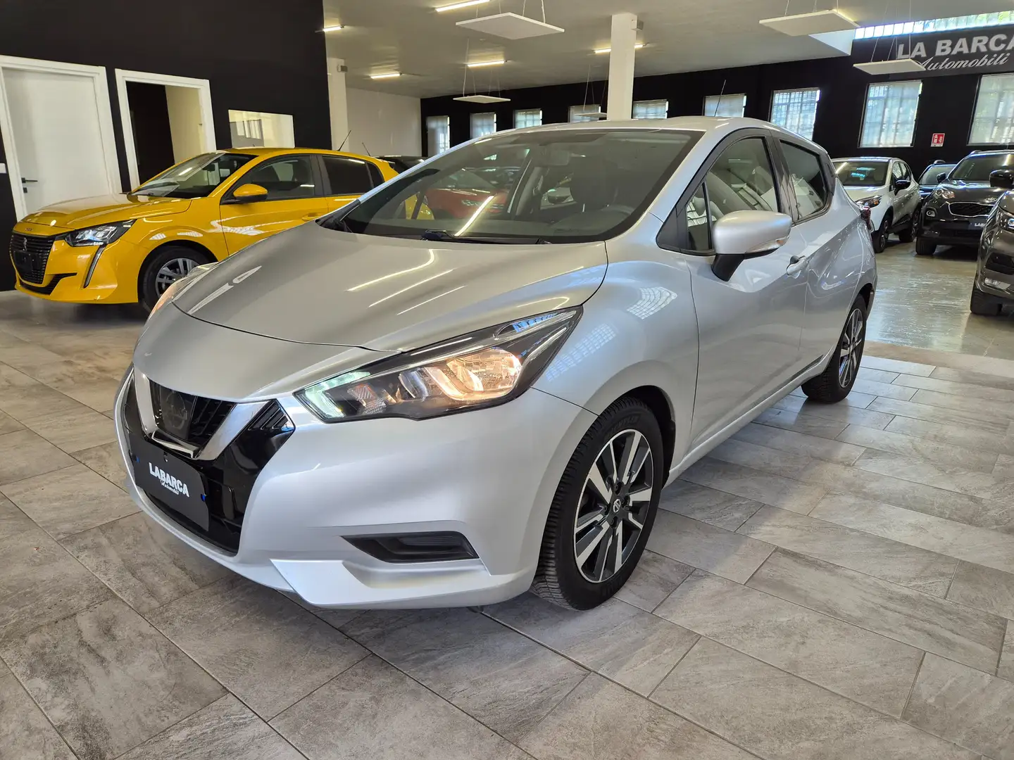 Nissan Micra Micra V 2017 1.5 dci Acenta 90cv Argento - 2