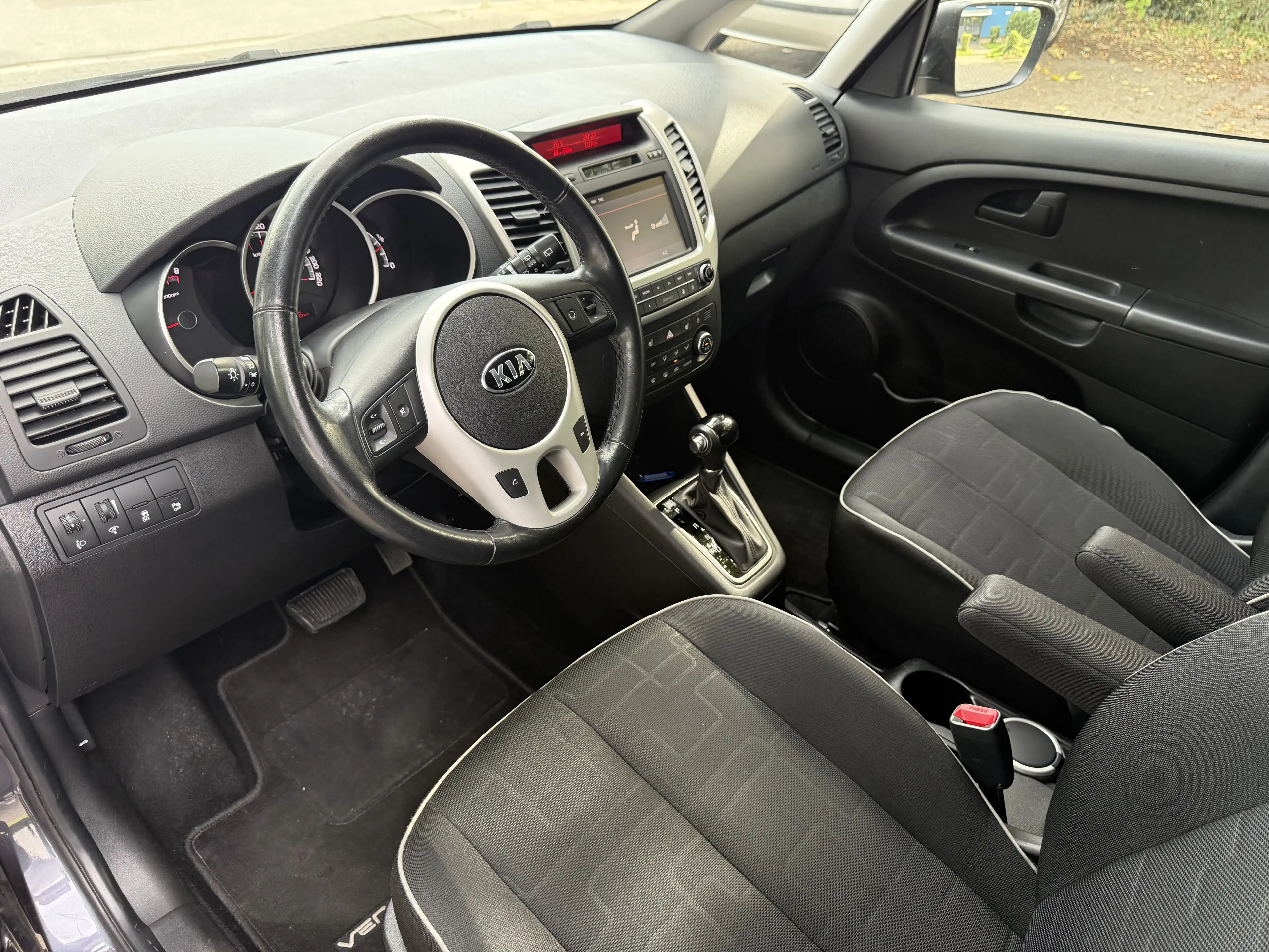 Kia Venga Dream Team/Ahk/Tüv Neu/Top Ausstattung — photo 13