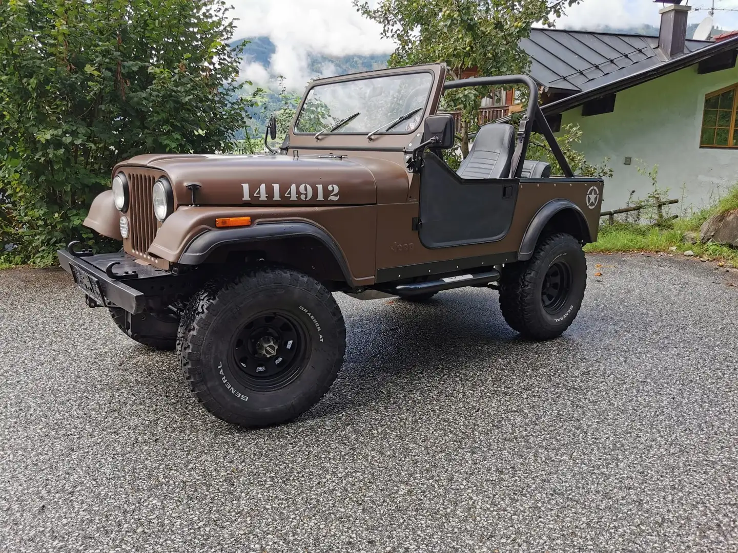 Jeep CJ-7 Marrón - 2