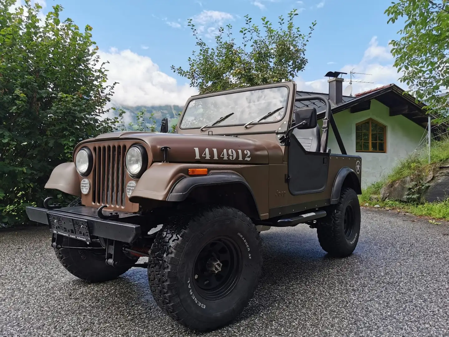 Jeep CJ-7 Marrón - 1