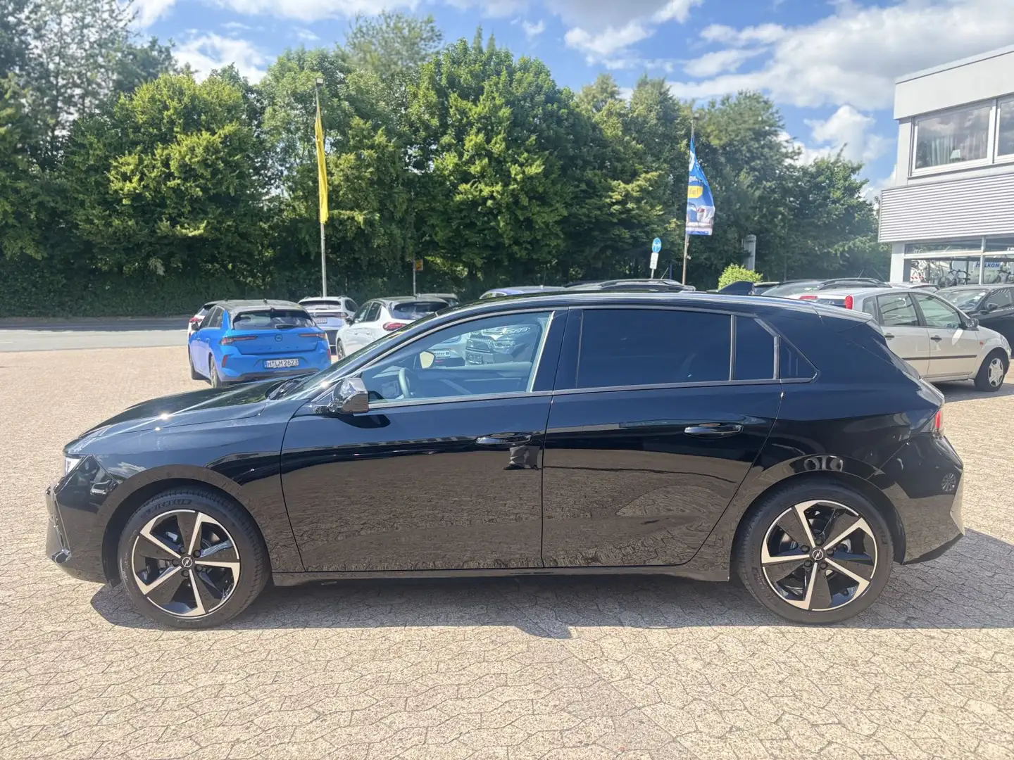 Opel Astra GS Keyless/SHZ+LHZ/PDC v+h+360Cam/Mirror-Link Schwarz - 2