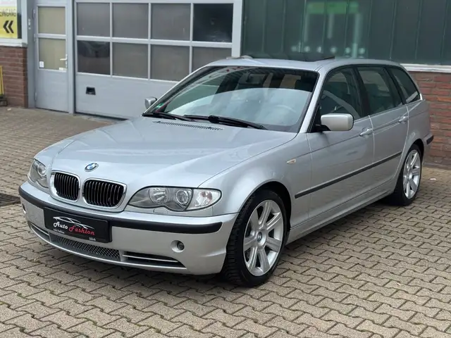 BMW 330 i Automatik Touring Individuall TÜV NEU