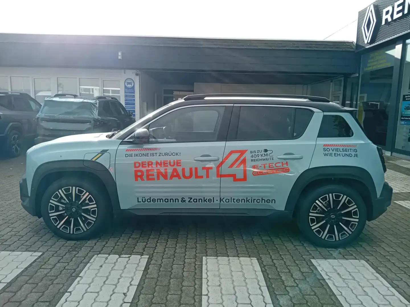 Renault R 4 Iconic 150 E-Tech Comfort Range Vert - 2