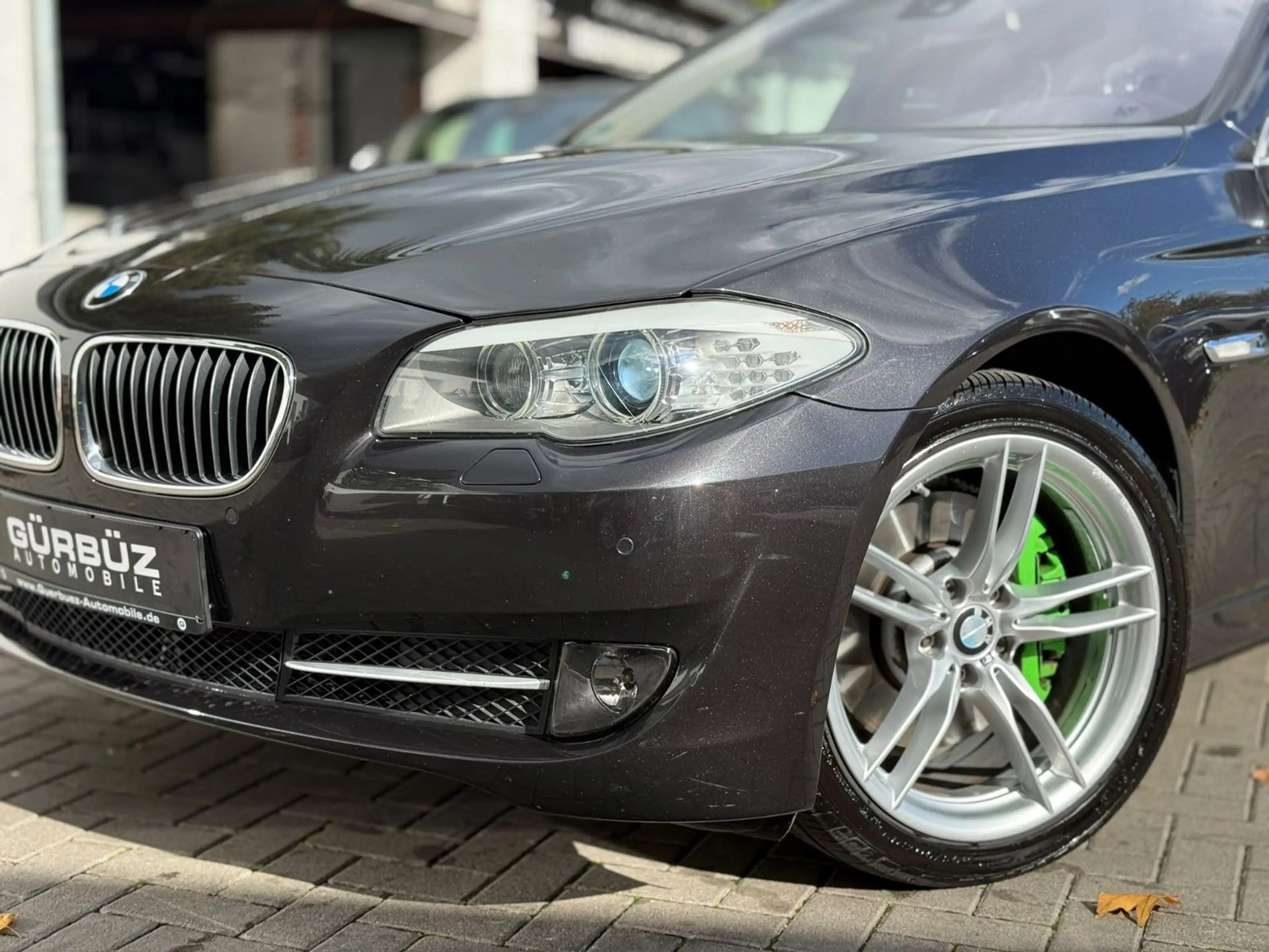 BMW 525 d Touring xDrive*HUD*NAVI*BI-XENON*BT — photo 12