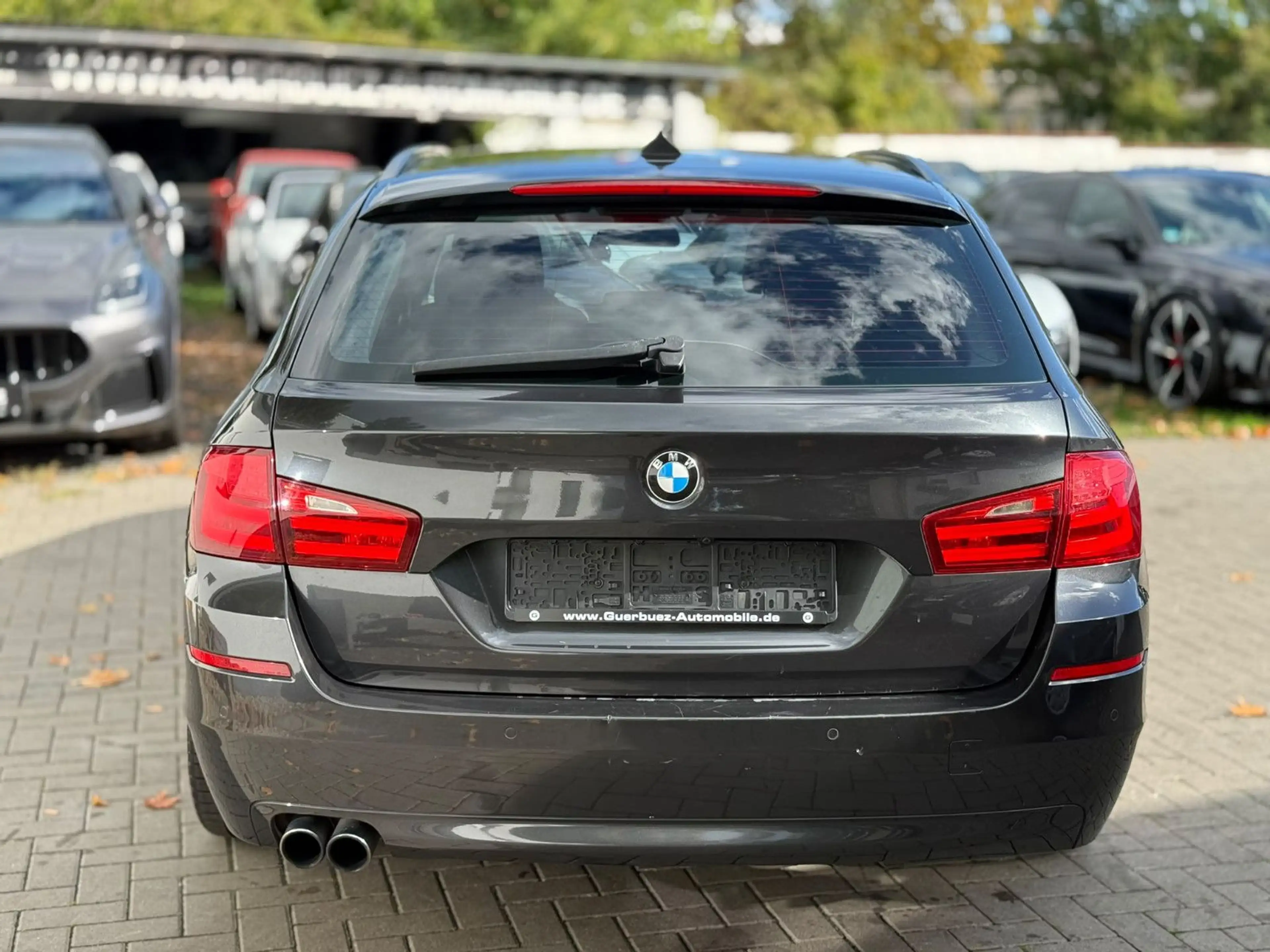 BMW 525 d Touring xDrive*HUD*NAVI*BI-XENON*BT — photo 5