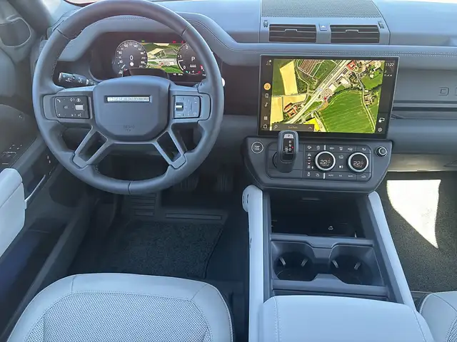 Land Rover Defender 110 D200 AWD X-Dynamic SE Momentum Edition Aut. Ansicht 8