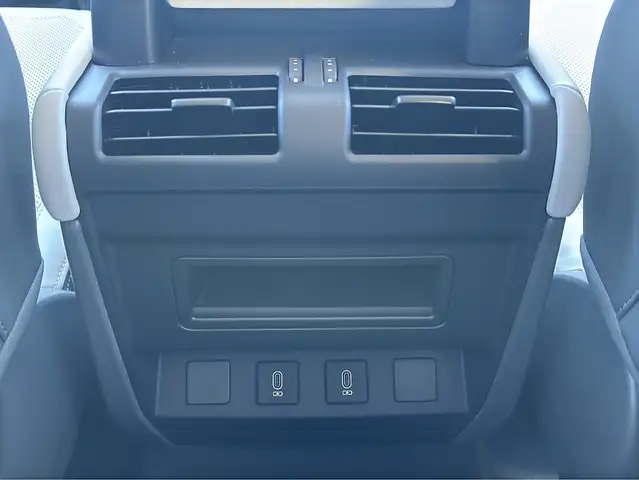 Land Rover Defender 110 D200 AWD X-Dynamic SE Momentum Edition Aut. Ansicht 10